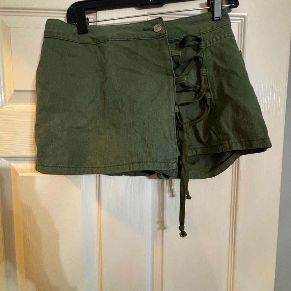 SHEIN Olive Green Lace-Up Skort